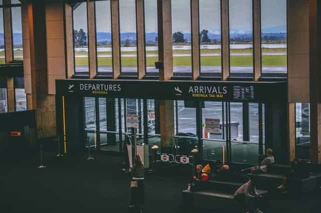 Luchtvaartaandelen dalen na winstwaarschuwing Delta Air Lines