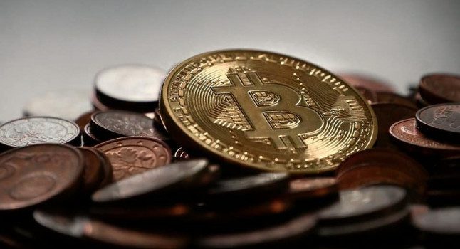 Bitcoin wordt nog belangrijker nu je er een Tesla mee kunt kopen