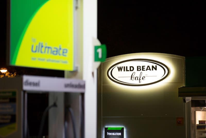 BP koopt minder aandelen in